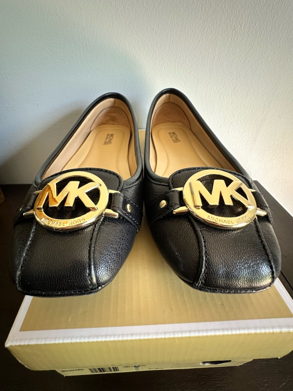 Michael Kors - Fulton Moccasin Black Leather Flats - Picture 2 of 6